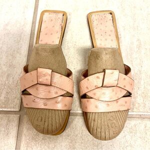 ZARA CROSSOVER Ostrich skin LEATHER FLAT SANDAL in Blush womens size 9M